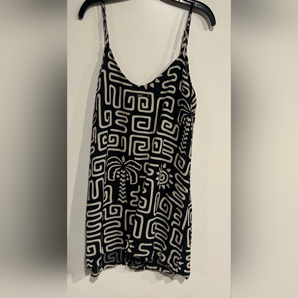 Black and White Geometric Pattern Dress